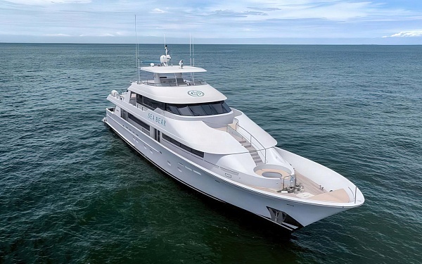 Аренда мега яхты Sea Bear Westport 130 на Пхукете